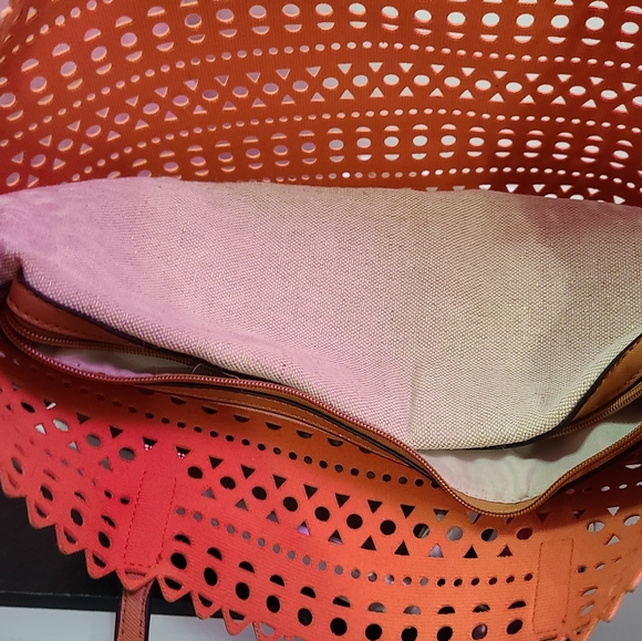 Aldo Beach Bag with Insert - Picture 10 of 10